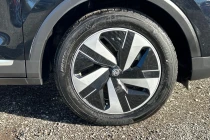 Vehicle Thumbnail 5