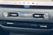 Vehicle Thumbnail 12
