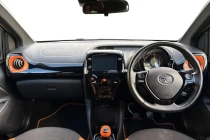 Vehicle Thumbnail 9