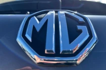 Vehicle Thumbnail 25