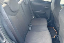 Vehicle Thumbnail 19