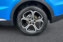 Vehicle Thumbnail 15