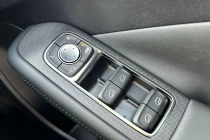 Vehicle Thumbnail 18