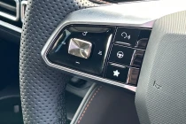 Vehicle Thumbnail 12