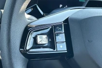 Vehicle Thumbnail 9