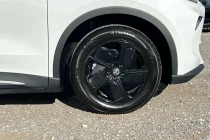 Vehicle Thumbnail 5