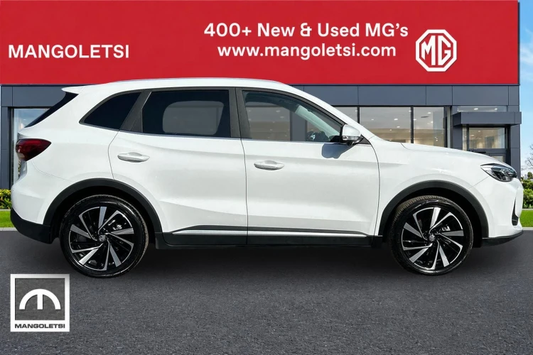 Vehicle Image - 3