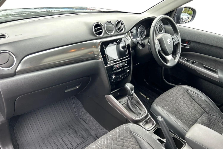 Vehicle Image - 1