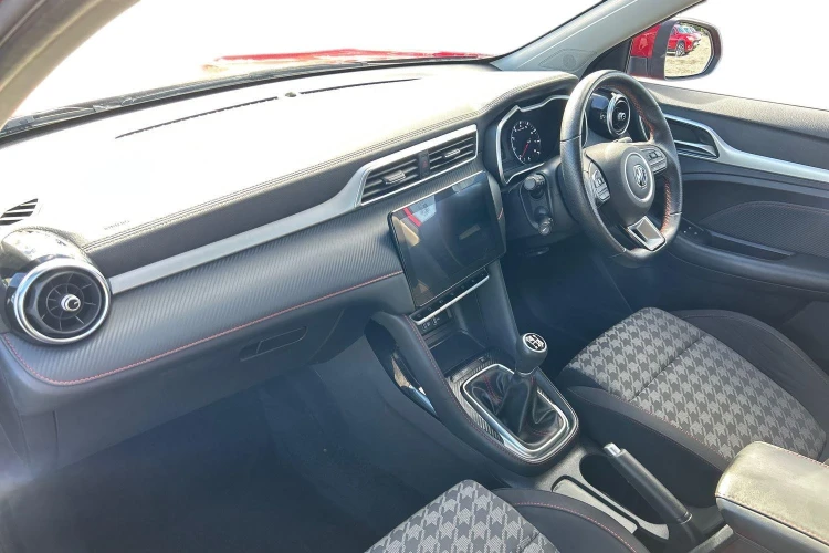 Vehicle Image - 1