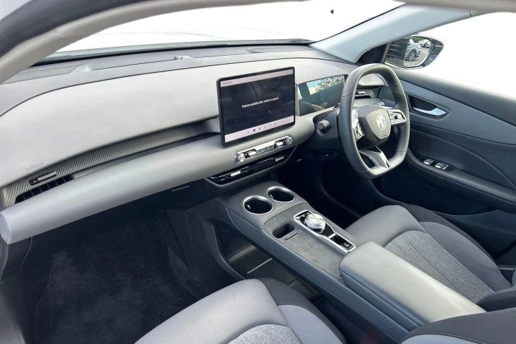 Vehicle Image - 1
