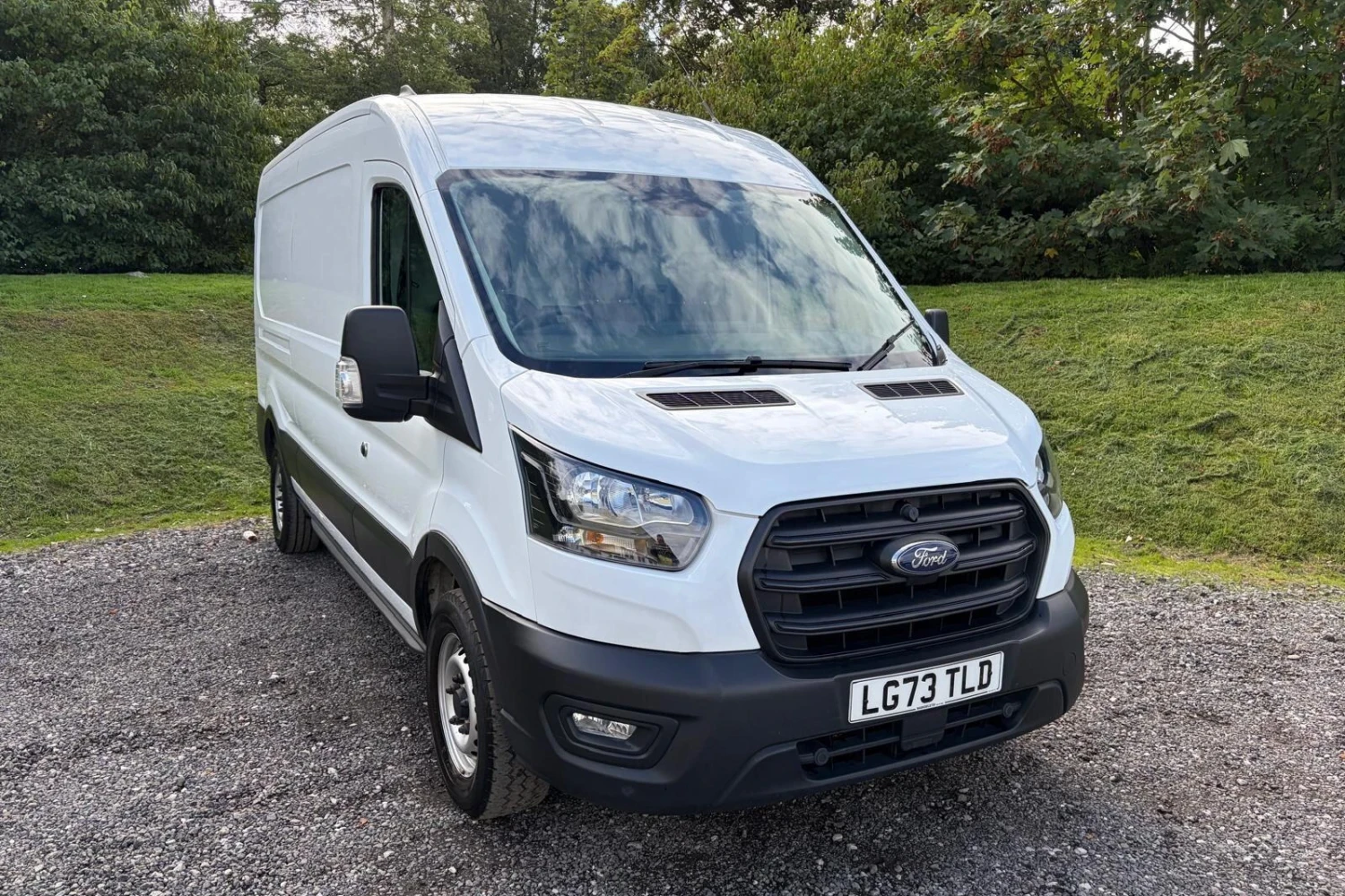 Vehicle Image - 0