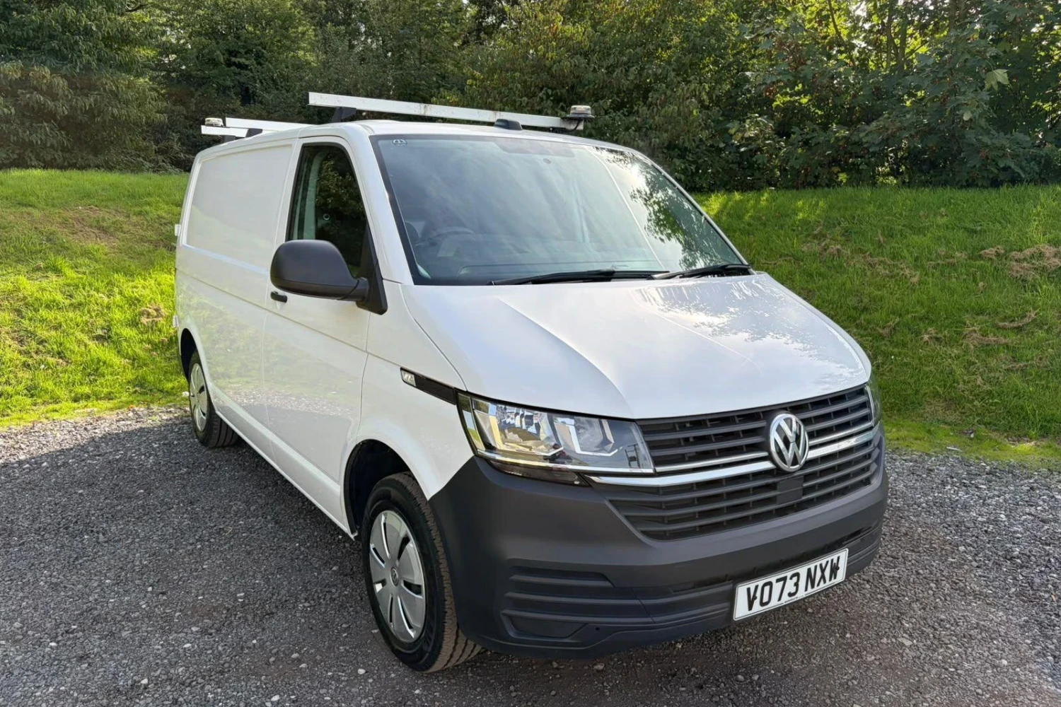 Vehicle Image - 0