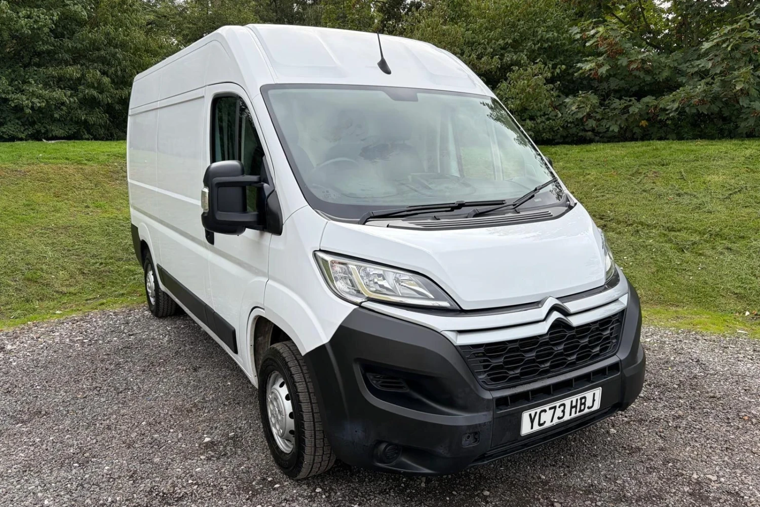 Vehicle Image - 0