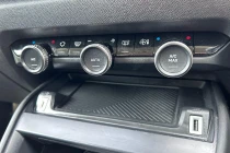 Vehicle Thumbnail 12
