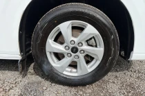 Vehicle Thumbnail 12
