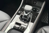 Vehicle Thumbnail 8