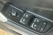 Vehicle Thumbnail 16