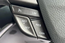 Vehicle Thumbnail 16