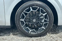 Vehicle Thumbnail 15
