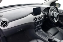 Vehicle Thumbnail 7