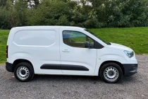 Vehicle Thumbnail 5