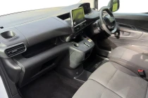 Vehicle Thumbnail 11