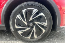 Vehicle Thumbnail 16