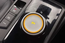 Vehicle Thumbnail 6
