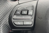 Vehicle Thumbnail 16