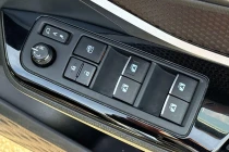 Vehicle Thumbnail 15