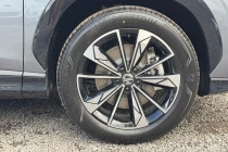 Vehicle Thumbnail 15