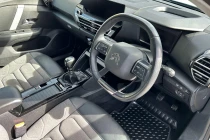Vehicle Thumbnail 6