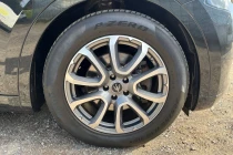 Vehicle Thumbnail 5