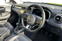 Vehicle Thumbnail 6