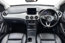 Vehicle Thumbnail 9