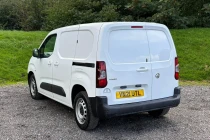 Vehicle Thumbnail 3