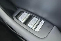 Vehicle Thumbnail 12