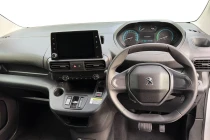 Vehicle Thumbnail 25