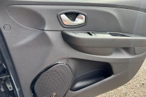 Vehicle Thumbnail 19