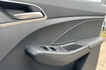 Vehicle Thumbnail 14