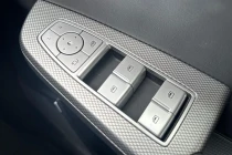 Vehicle Thumbnail 11