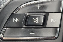 Vehicle Thumbnail 16