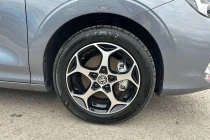 Vehicle Thumbnail 15
