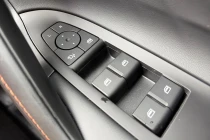 Vehicle Thumbnail 12