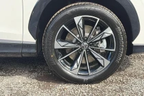 Vehicle Thumbnail 5