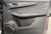 Vehicle Thumbnail 28