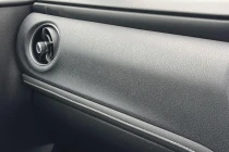 Vehicle Thumbnail 15