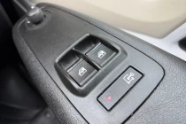 Vehicle Thumbnail 8