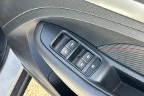 Vehicle Thumbnail 18