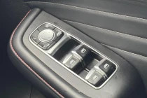 Vehicle Thumbnail 18